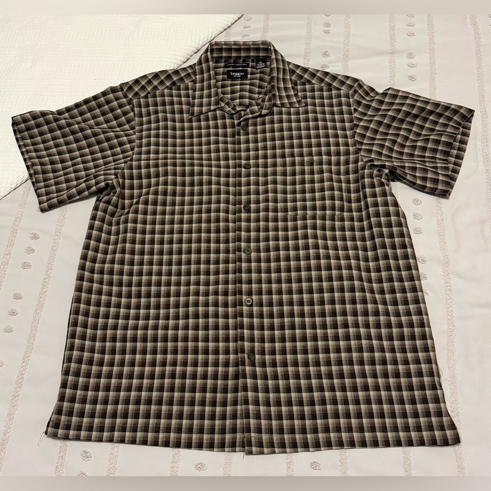 Haggar est. 1926 Men's button down Brown Plaid Shirt